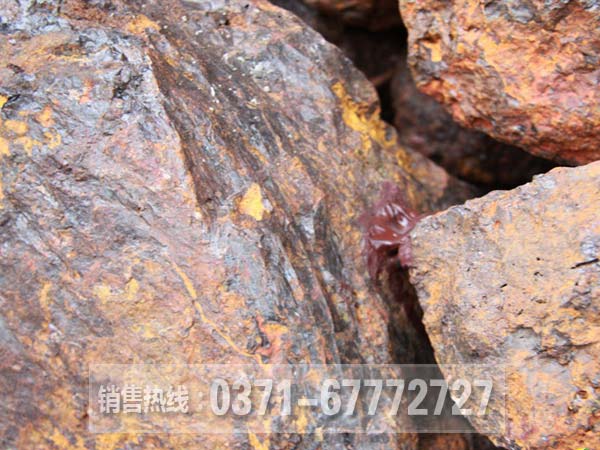 鐵礦石破碎機(jī)設(shè)備、廠家和價格介紹