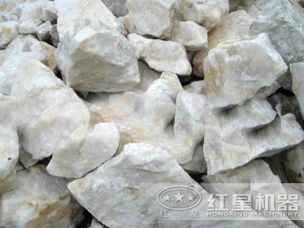 時產(chǎn)800噸的硅石破碎生產(chǎn)線需要哪些設(shè)備？需要投資多少錢？