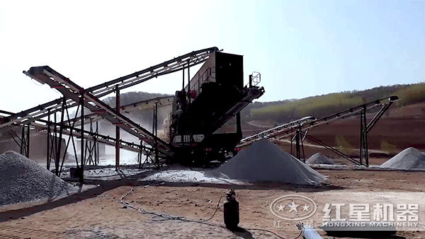 柴油小型流動(dòng)石子破碎機(jī)價(jià)格多少錢(qián)？產(chǎn)量是多少？