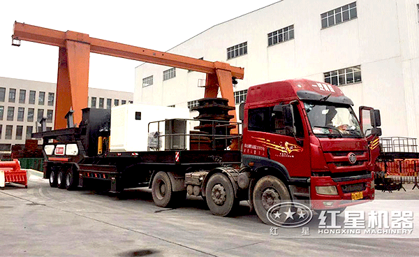 機(jī)動(dòng)性強(qiáng)的移動(dòng)破碎車(chē)