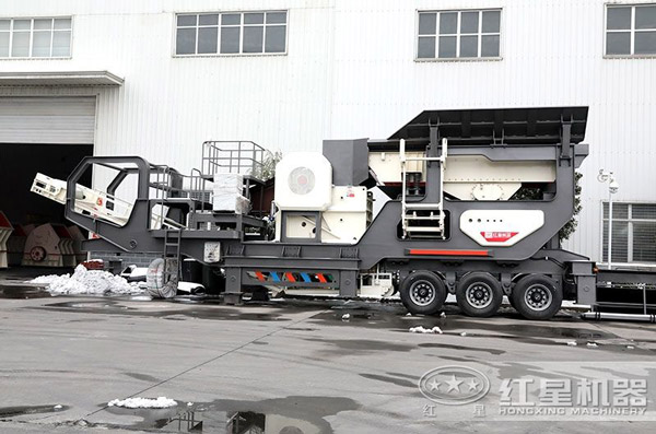 小型車式流動石子粉碎機，小巧輕便但不失專業(yè)