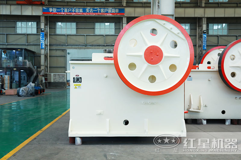 小型粉碎機多少錢？有哪幾種設(shè)備型號可以選擇?