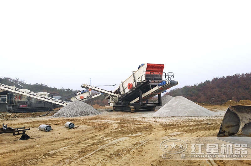 移動破石子機，目前國內(nèi)比較先進的破碎石子機器